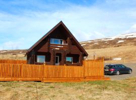Akureyri Log Cottage, rumah liburan di Akureyri
