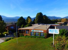 Mountain Creek Motel Bar & Restaurant, hotel pet friendly a Mount Beauty