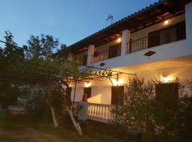 Alexandros Studios, Hotel in Mesongi