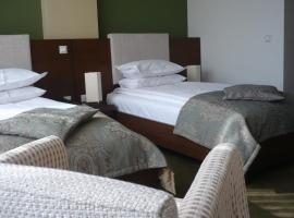 Hotel Royale, albergue en Galaţi
