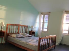 Chambre d'hôte à Saint-Pierre, habitación en casa particular en Saint-Pierre