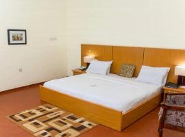 Qualer Apartments & Hotels, hotel v mestu Jos