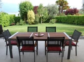 Villa Sophora, hotel en Moniga del Garda