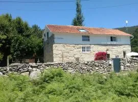 Os Salguieiros (the Willows)
