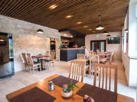 Penzion HORA, hotel v destinaci Ratiboř