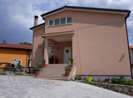 Apartment Viškovo, hotel v destinaci Viskovo