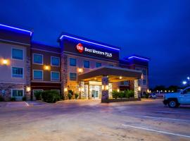 Best Western Plus Dilley Inn & Suites, hotel with parking in Dilley