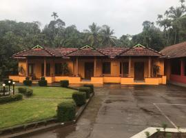 Sherlock Jungle Retreat, hotel med parkering i Srimangala