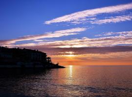 Amversa's Rooms, ξενοδοχείο στη Σκάλα Μαριών