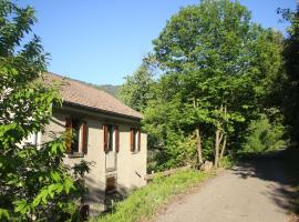 L'école d'autrefois, farm stay in Saint-Privat-de-Vallongue