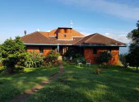 Estúdio dentro do Templo Budista, pet-friendly hotel in Três Coroas