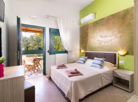 Studios Garden, hotel in Potos