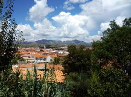 La Selenita, hotel near Bus Terminal, Sucre