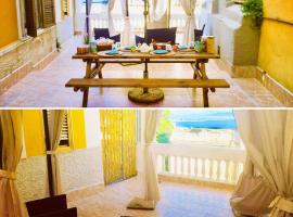 The Lighthouse, hotel en Salerno