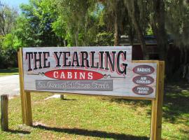 The Yearling Cabins, hotel económico em Cross Creek