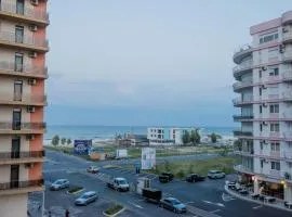 21 by the Sea