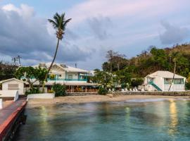 Mariners Hotel, hôtel à Calliaqua