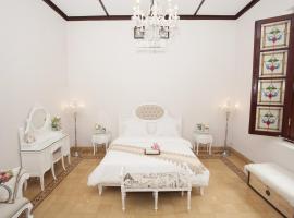 Huis Van Gustafine Floor 1