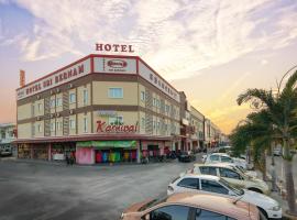 Viesnīca Hotel Sri Bernam pilsētā Sabak Bernam, netālu no apskates objekta Hospital Tengku Ampuan Jemaah