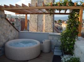 Apartment Luxury Palace No1, hotel con spa en Split