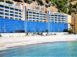 1st Line Daniya APT - Solarium Terrace & Pool