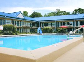 Residence Hub Inn and Suites, hotel poblíž významného místa Jackson Blue Springs, Marianna