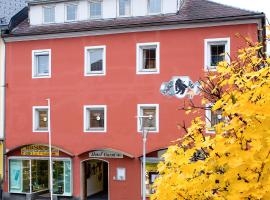 Hotel-garni Schwarzer Bär, hótel í Kirchdorf an der Krems