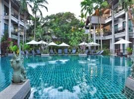 Navatara Phuket Resort, hotel in Rawai Beach