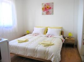 Rooms Valentino, guest house in Vrh
