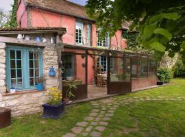 Les Rouges Gorges, pet-friendly hotel sa Giverny
