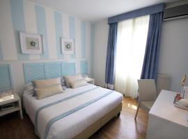 Raffaelli Villino Limoni, bed and breakfast en Forte dei Marmi