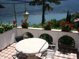 Apartment Imma, hotel in Tremosine Sul Garda