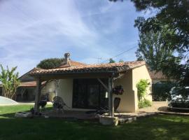 La Porcherie, cottage in Saint-Sernin