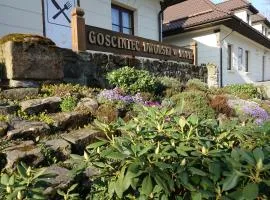 Gościniec Dworski w Ropie - Pokoje gościnne