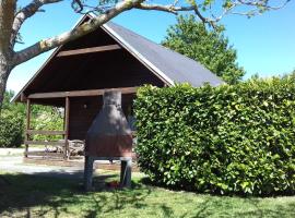 Chalet Domaine du Hulobiet, cabin in Fromelennes