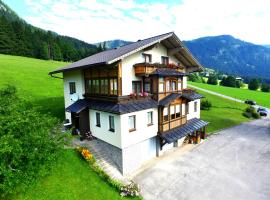 Appartement Kristall, hotel em Tauplitz