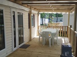 Mobil Home Soulac, glamping site in Soulac-sur-Mer