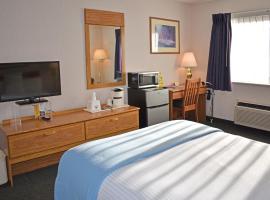 Americas Best Value Inn & Suites - Tahquamenon Country, haustierfreundliches Hotel in Newberry