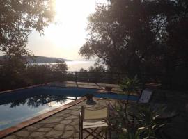 Villa Valia: Traditional Luxurious Residence, hotel din Pirgadikia