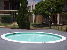 Days Inn by Wyndham Dothan, hotel a Dothan