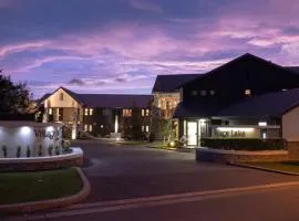 Village Lake Luxury Apartments