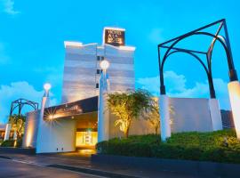 HOTEL A La Mode -アラモード-, khách sạn có bồn tắm nóng ở Utazu
