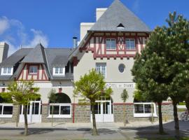 Hotel De Diane, hotel con jacuzzi a Sables-d'Or-les-Pins