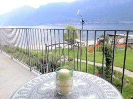 Campione Giulia Exclusive Lakefront apartment by Gardadomusmea
