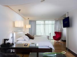 Le Parc Hotel, Beyond Stars, boutique hotel in Quito