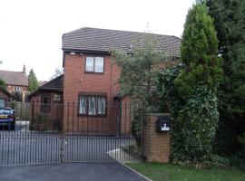 Maple Lodge, guest house in Stockport