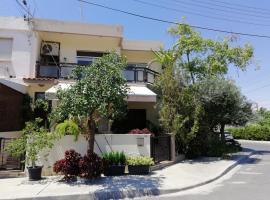 Family Nest In The Heart Of Limassol, hotel in Limassol