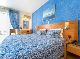 Avra Hotel