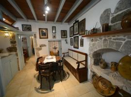 Old Traditional House, Hotel in Mandrakion