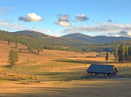 Frontier Cabin, hotel en Oroville